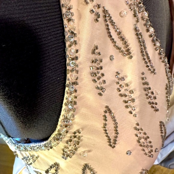 VTG NWT Victoria Royal Ltd Pink Delicately Beaded 100% Silk Ball Gown Opera - Picture 3 of 14